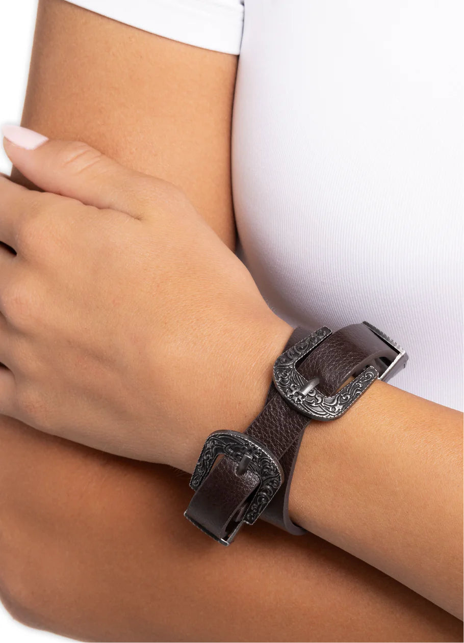 Paparazzi Bracelets - Buckle Town - Brown