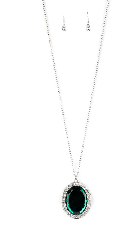 Paparazzi Necklaces - Reign Them In - Green