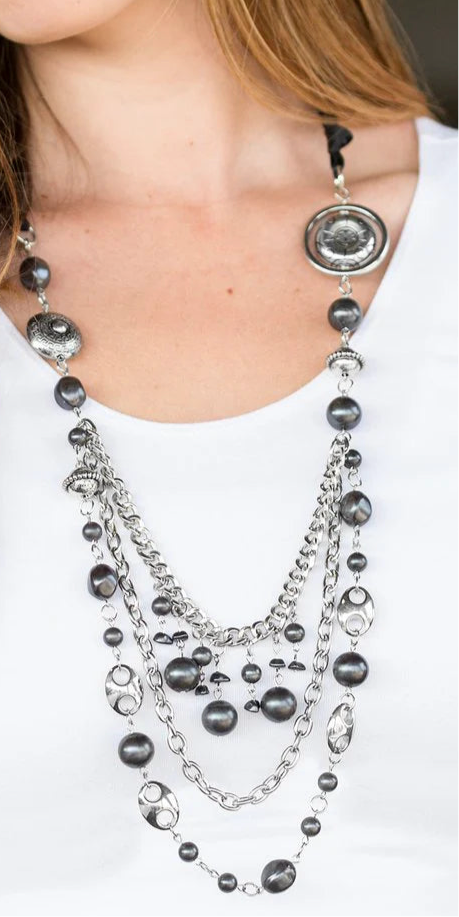 Paparazzi Necklaces - All the Trimmings - Black