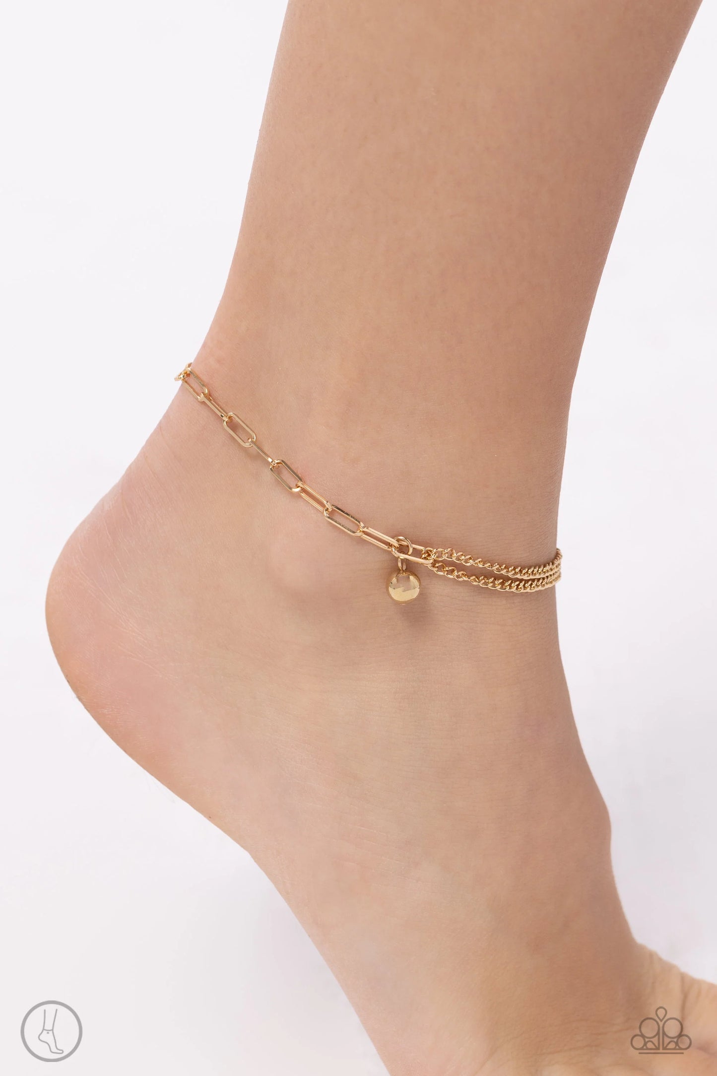 Paparazzi Anklets - Solo Sojourn - Gold