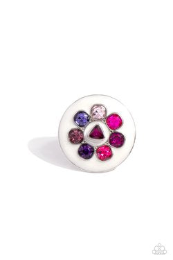 Paparazzi Rings - Captivating centerpiece - Pink