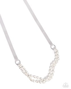 Paparazzi Necklaces - Honorable Haute - Silver
