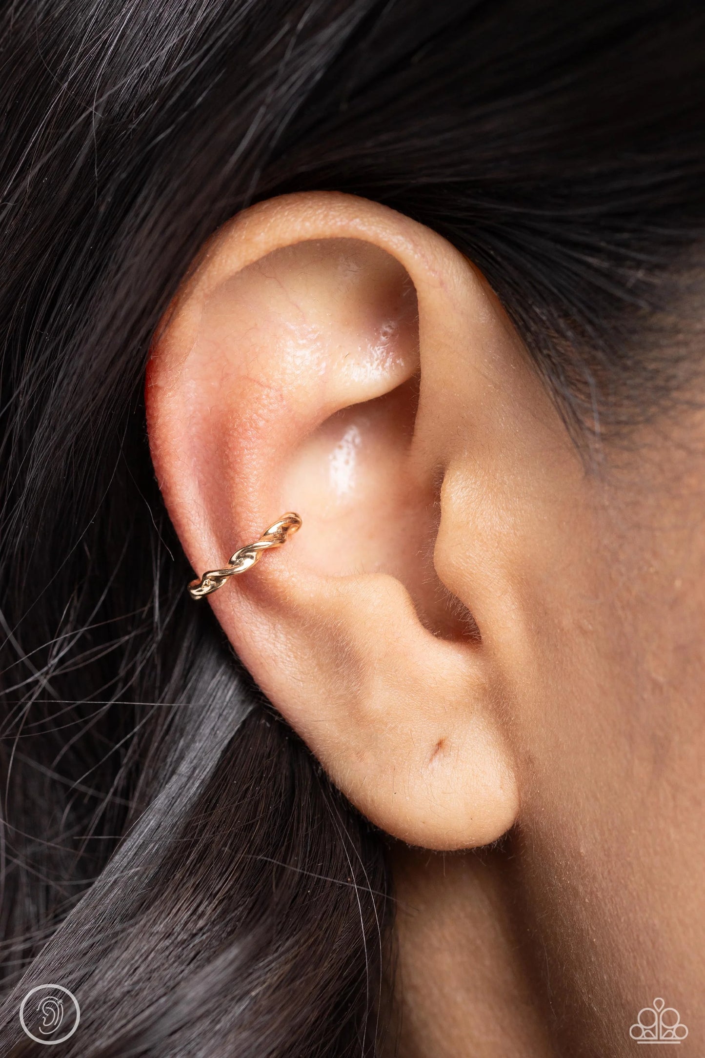 Paparazzi EARRINGS - HEY, HOT CUFF! - Gold