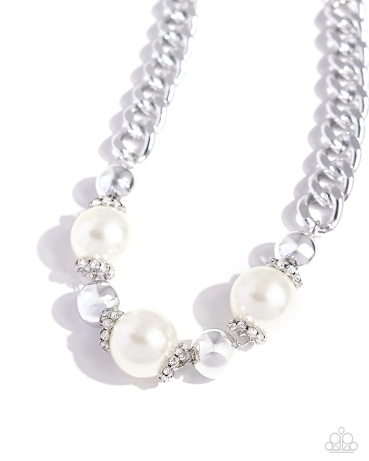 Paparazzi Necklaces - Generously Glossy - White