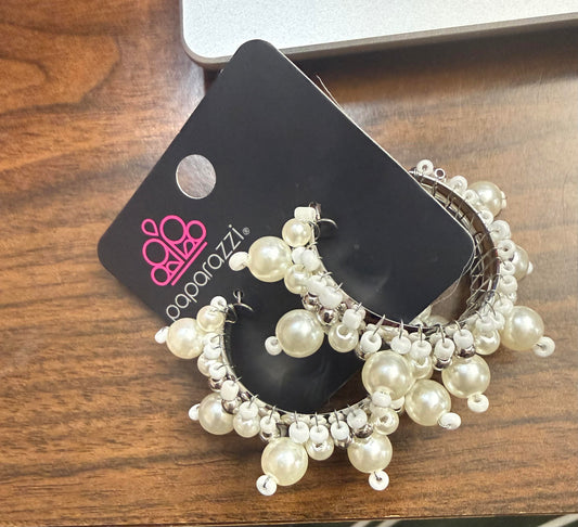 Paparazzi Earrings - Elite Expense - White