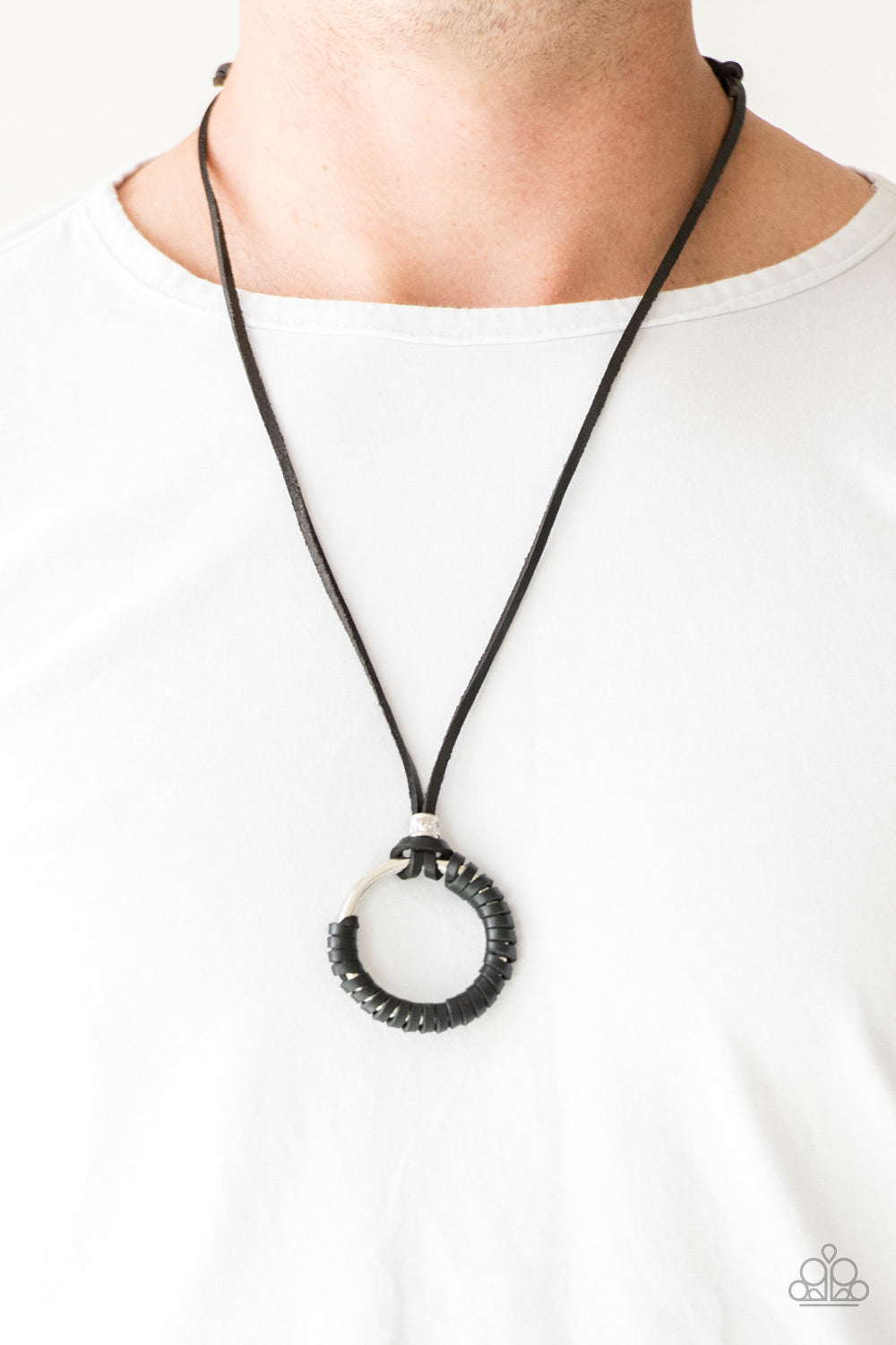 Paparazzi urban collection  necklace - Get Over GRIT! - Black