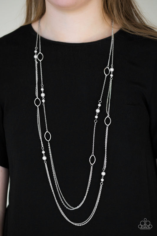 Paparazzi Necklaces - The New Girl In Town - Silver
