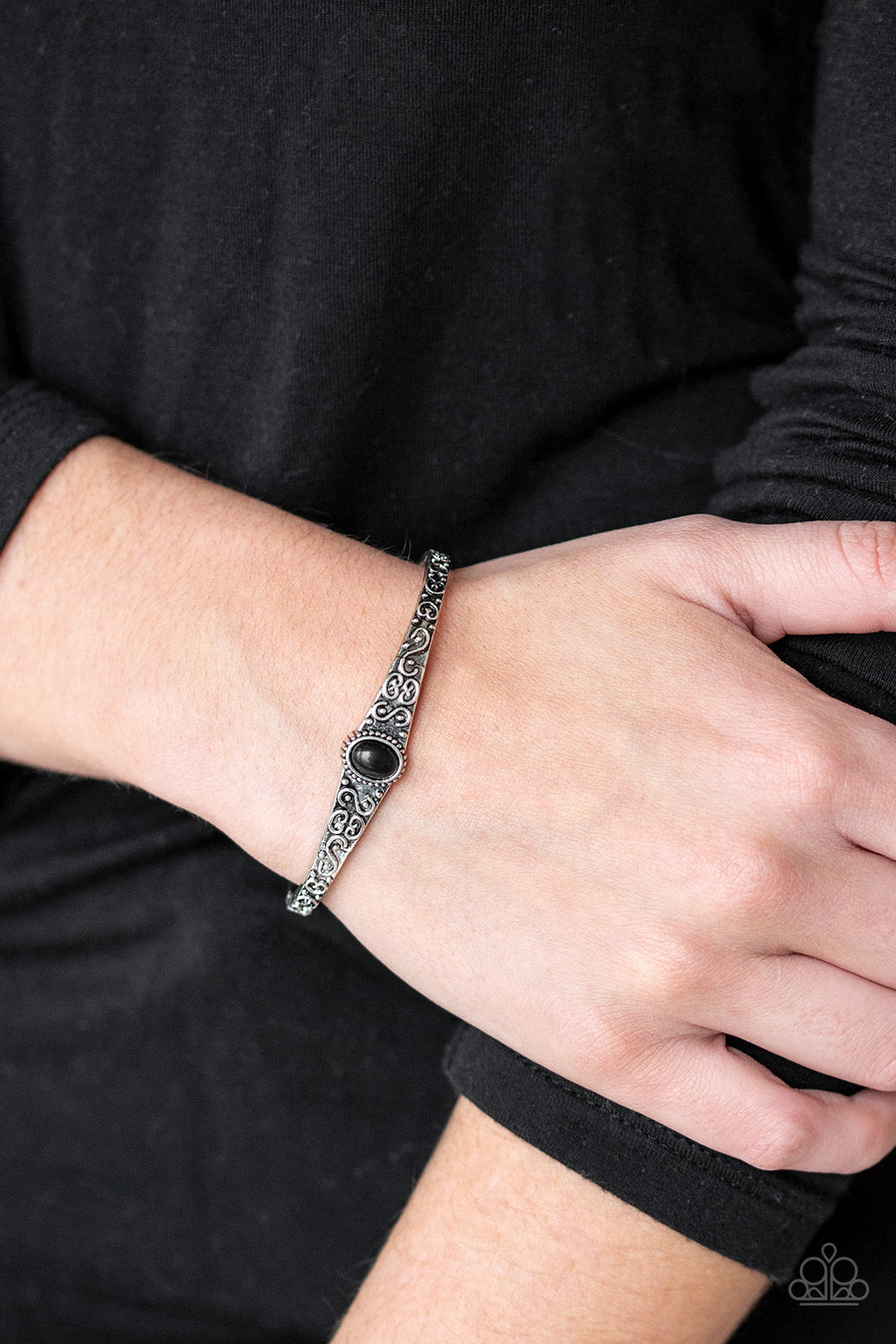 Paparazzi Bracelets - Make Your Own Path - Black
