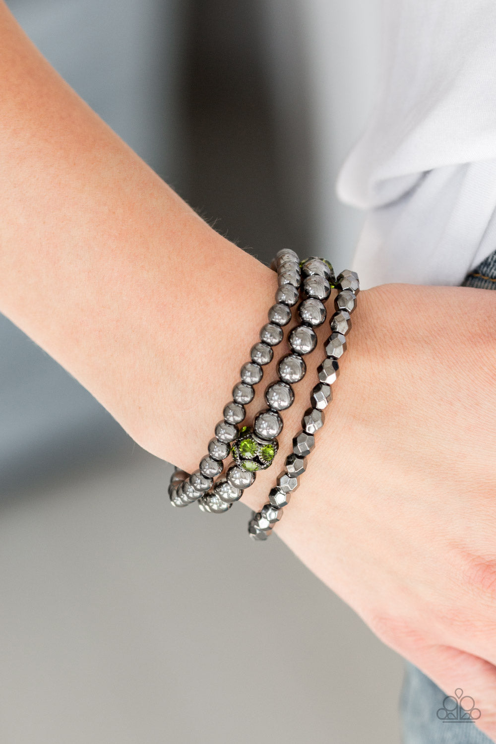 Paparazzi Bracelets - Noticeably Noir - Green