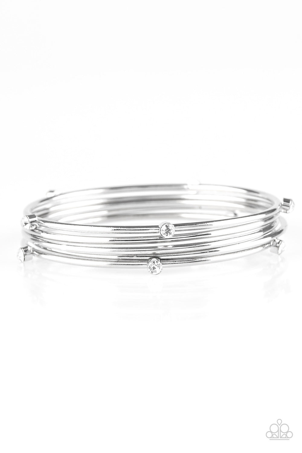 Paparazzi Bracelets - Bangle - Delicate Decadence - White