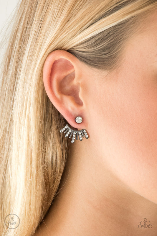 Paparazzi earring - Diva Dynamite - Black