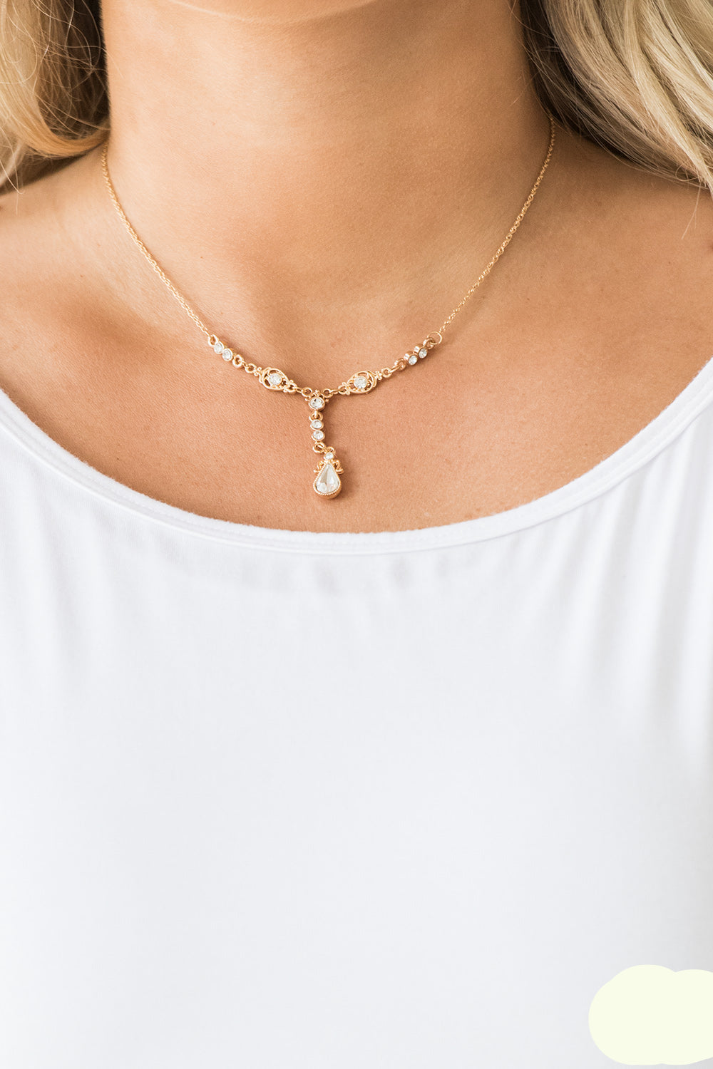 Paparazzi Necklaces - Diva Dazzle - Gold