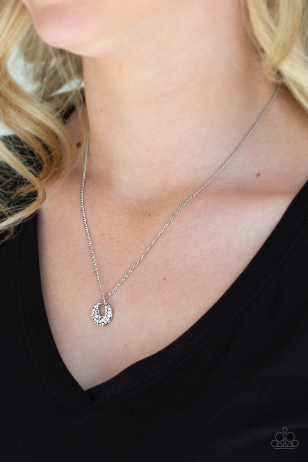 Paparazzi Necklaces - One Small Step for Glam - White