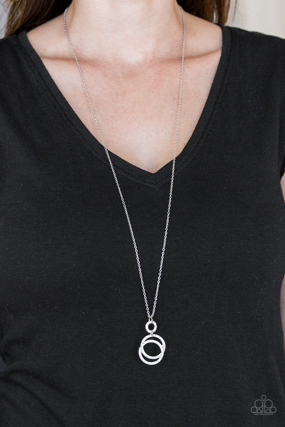 Paparazzi Necklaces - Timeless Trio - White