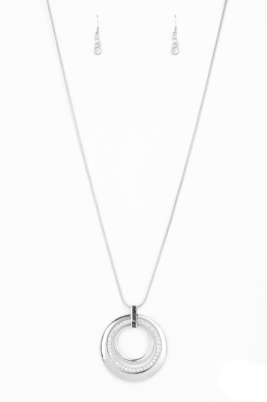 Paparazzi Necklaces - Gather Around Gorgeous - White