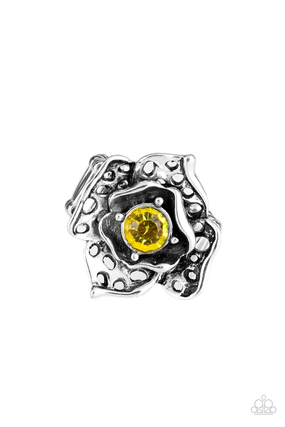 Paparazzi Rings - Glowing Gardens - Yellow