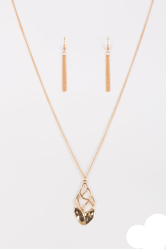 Paparazzi Necklaces - Swank Bank - Gold