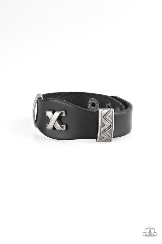 Paparazzi Urban Collection - Tread Carefully - Black