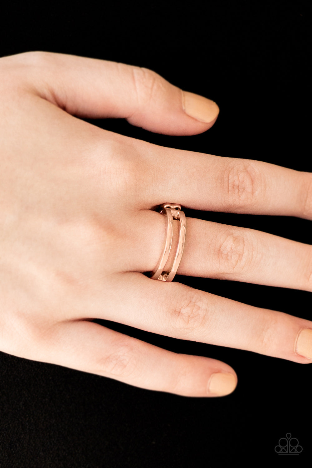 Paparazzi Rings - I Need Space - Rose Gold