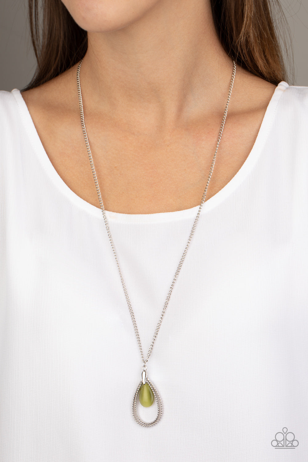 Paparazzi Necklaces - Teardrop Tranquility - Green