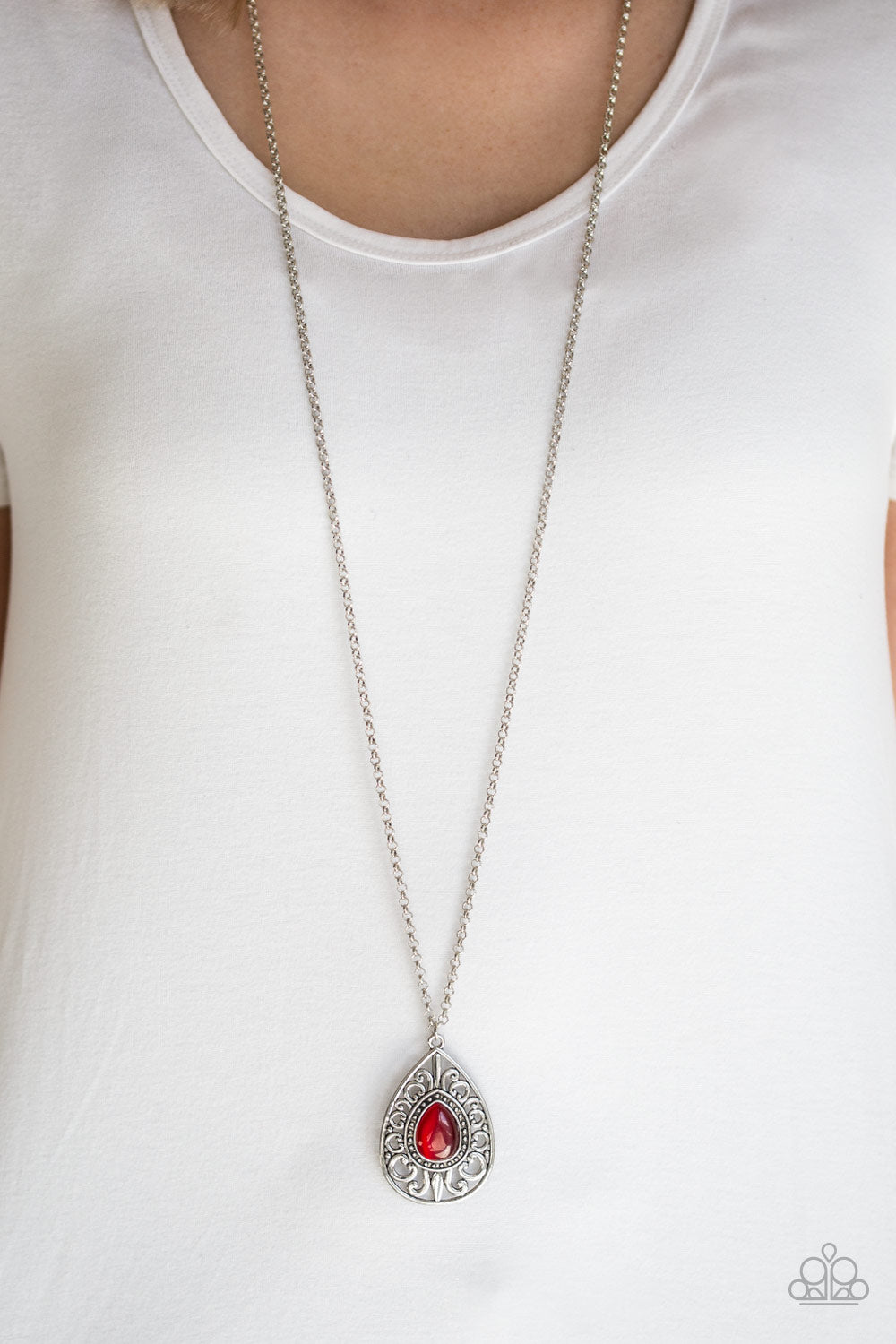 Paparazzi Necklaces - Modern Majesty - Red