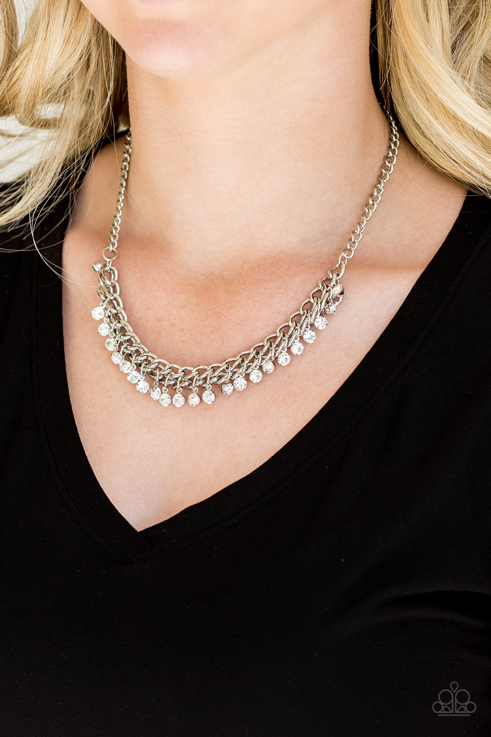 Paparazzi Necklaces - Glow and Grind - White