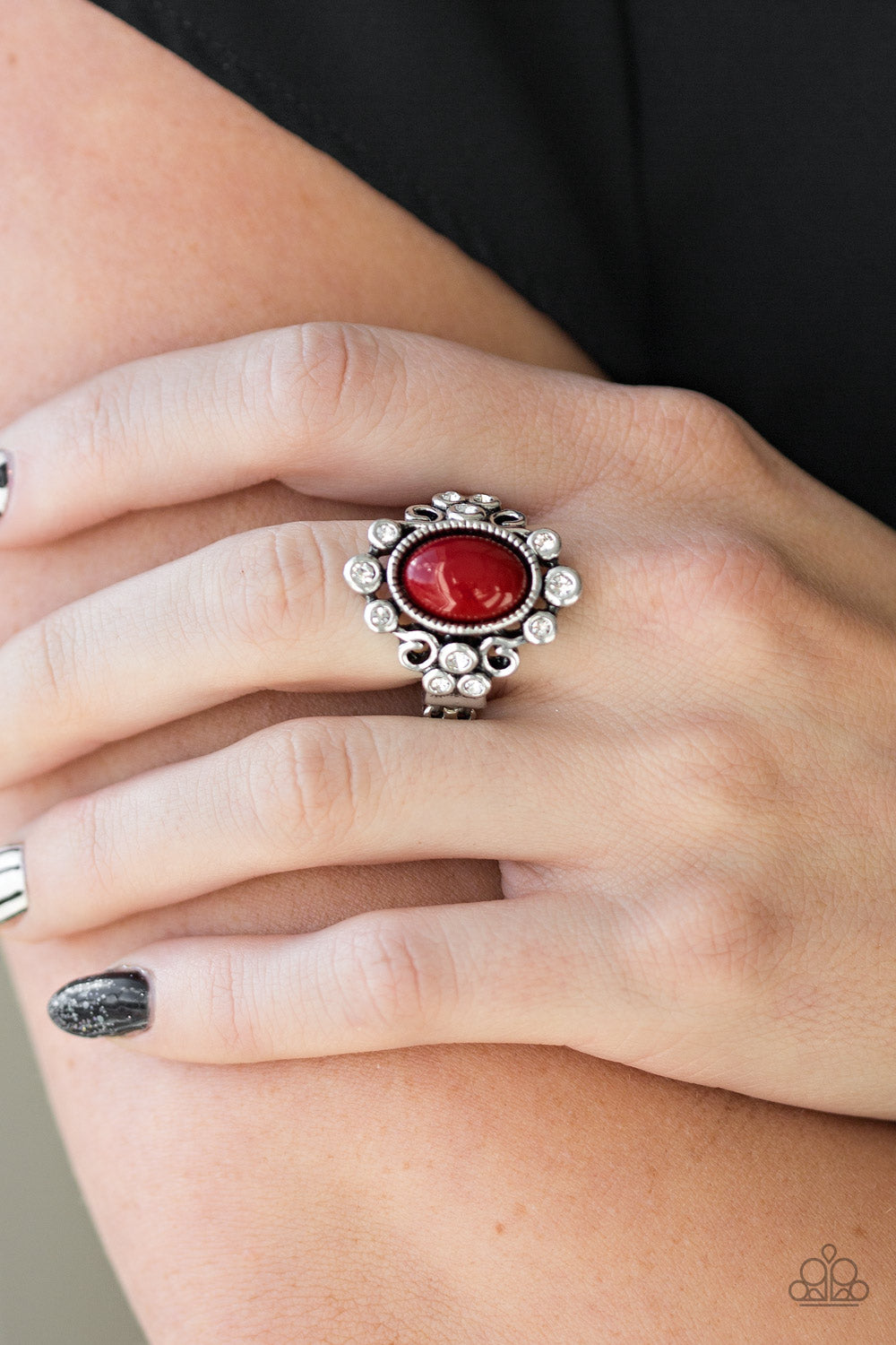 Paparazzi Rings - Noticeably Notable - Red