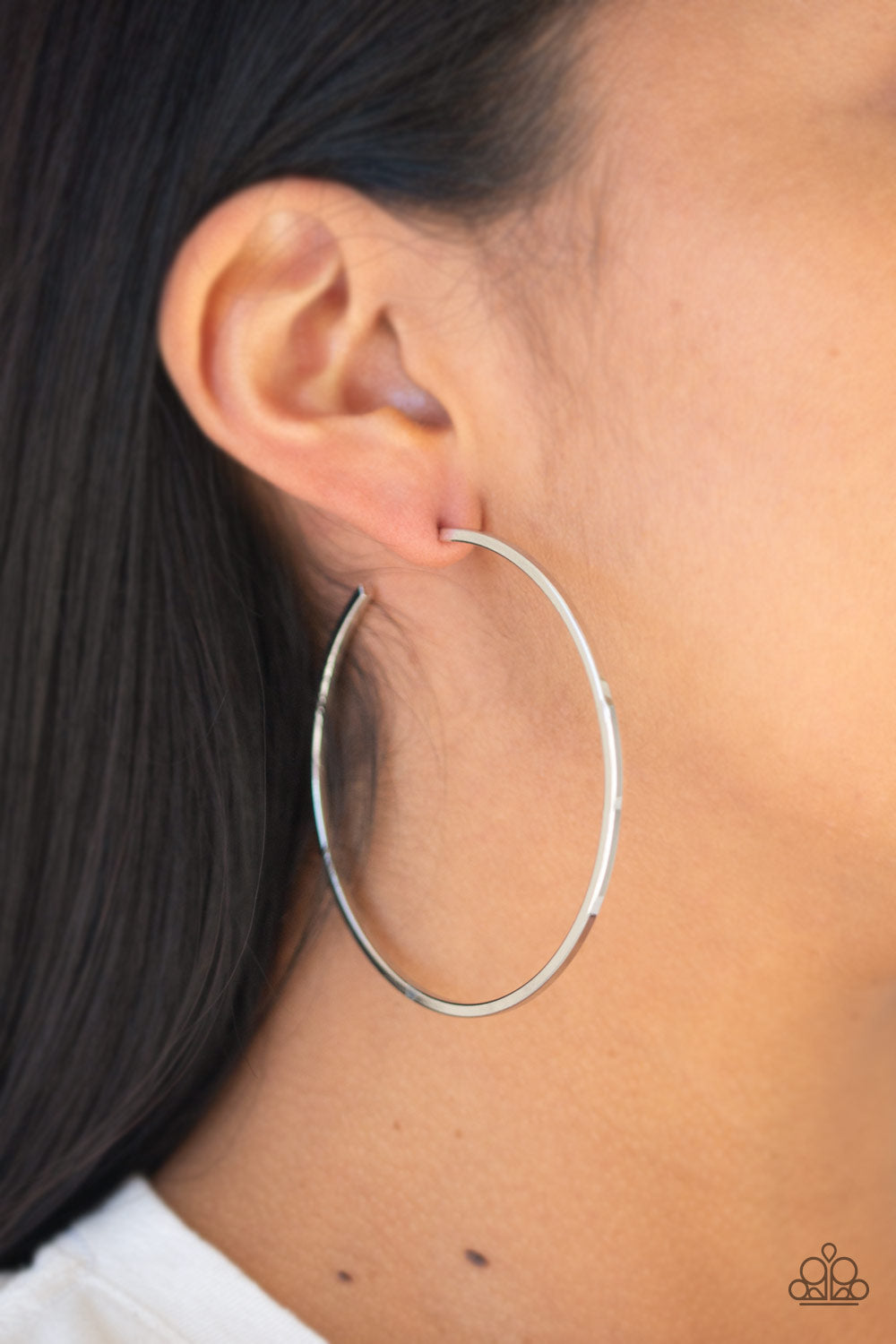 Paparazzi Earrings - Perfect Shine - Silver