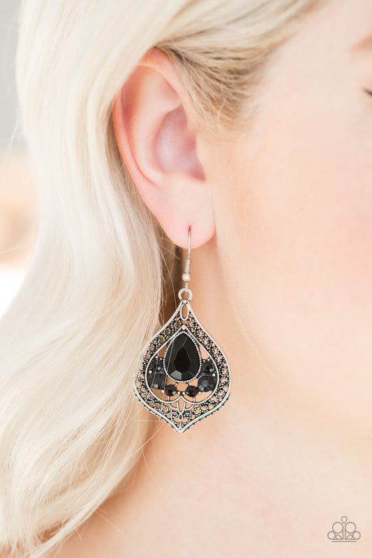 Paparazzi earring - Malibu Mama - Black