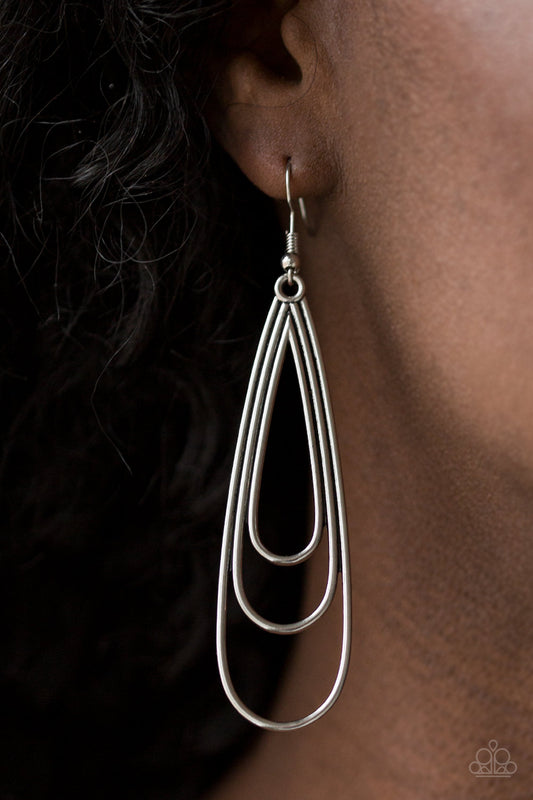 Paparazzi earring - Triple Ripple - Silver