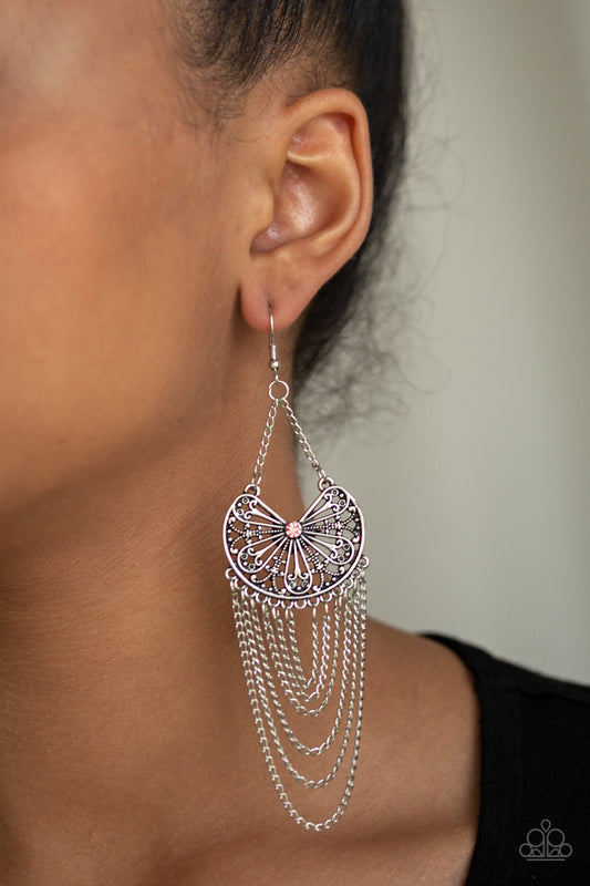 Paparazzi earring - So Social Butterfly - Pink
