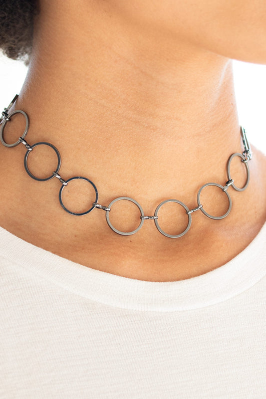 Paparazzi Necklaces - Retro Metro - Black