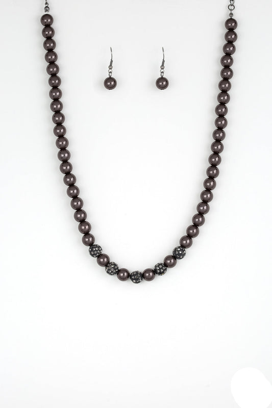 Paparazzi Necklaces - Posh Boss - Black