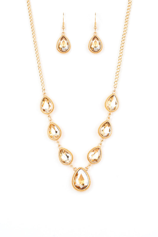 Paparazzi Necklaces - Socialite Social - Gold