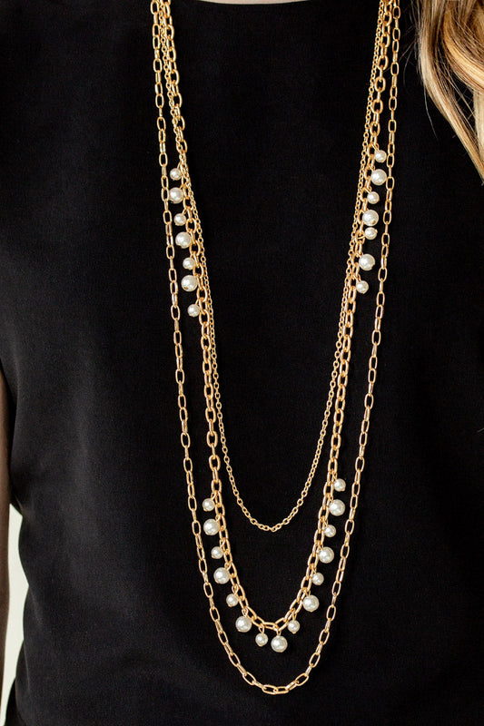 Paparazzi Necklaces - Pearl Pageant - Gold