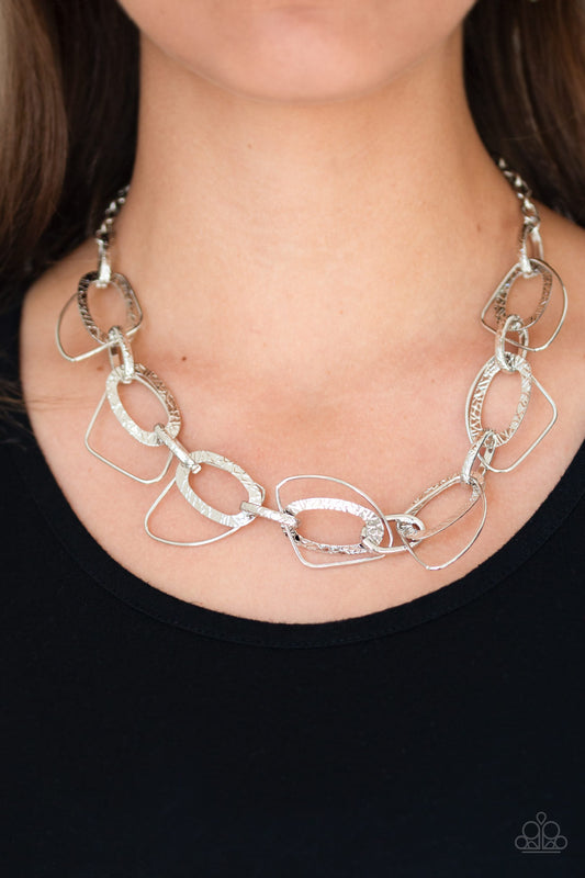 Paparazzi Necklaces - Very Avant-Garde - Silver