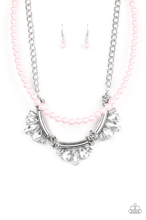 Paparazzi Necklaces - Bow Before The Queen - Pink