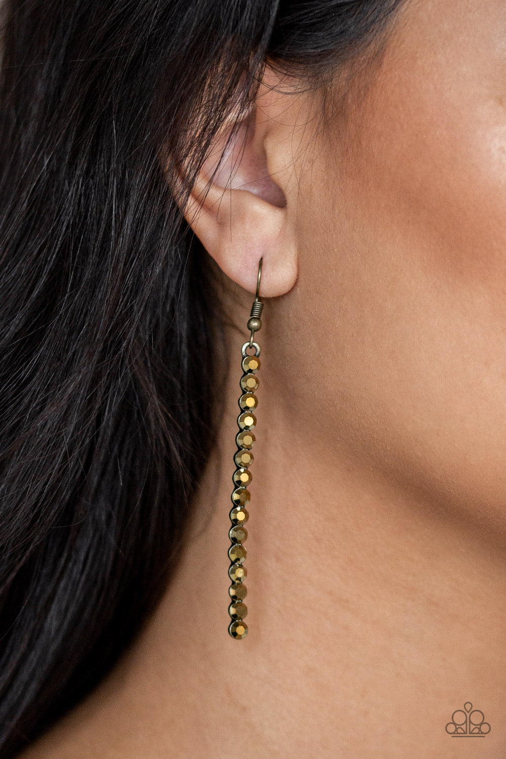 Paparazzi earring - Grunge Meets Glamour - Brass