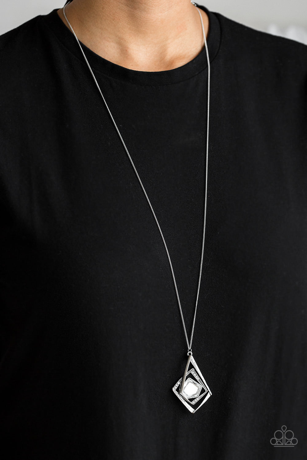 Paparazzi Necklaces - A MODERN Citizen - White