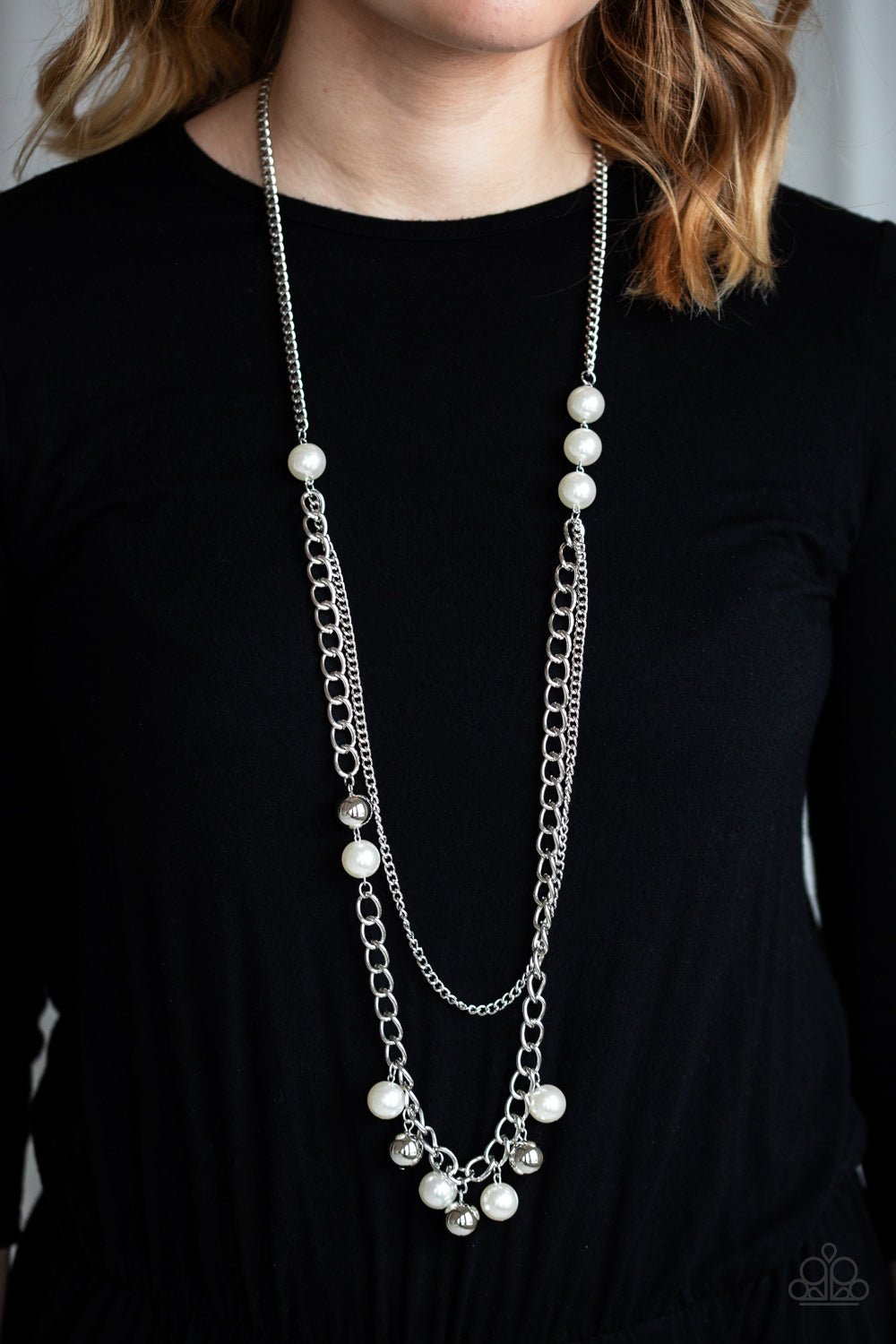 Paparazzi necklace - Modern Musical - White