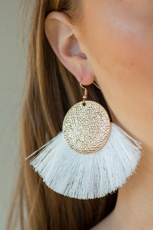 Paparazzi earring - Foxtrot Fringe - Gold