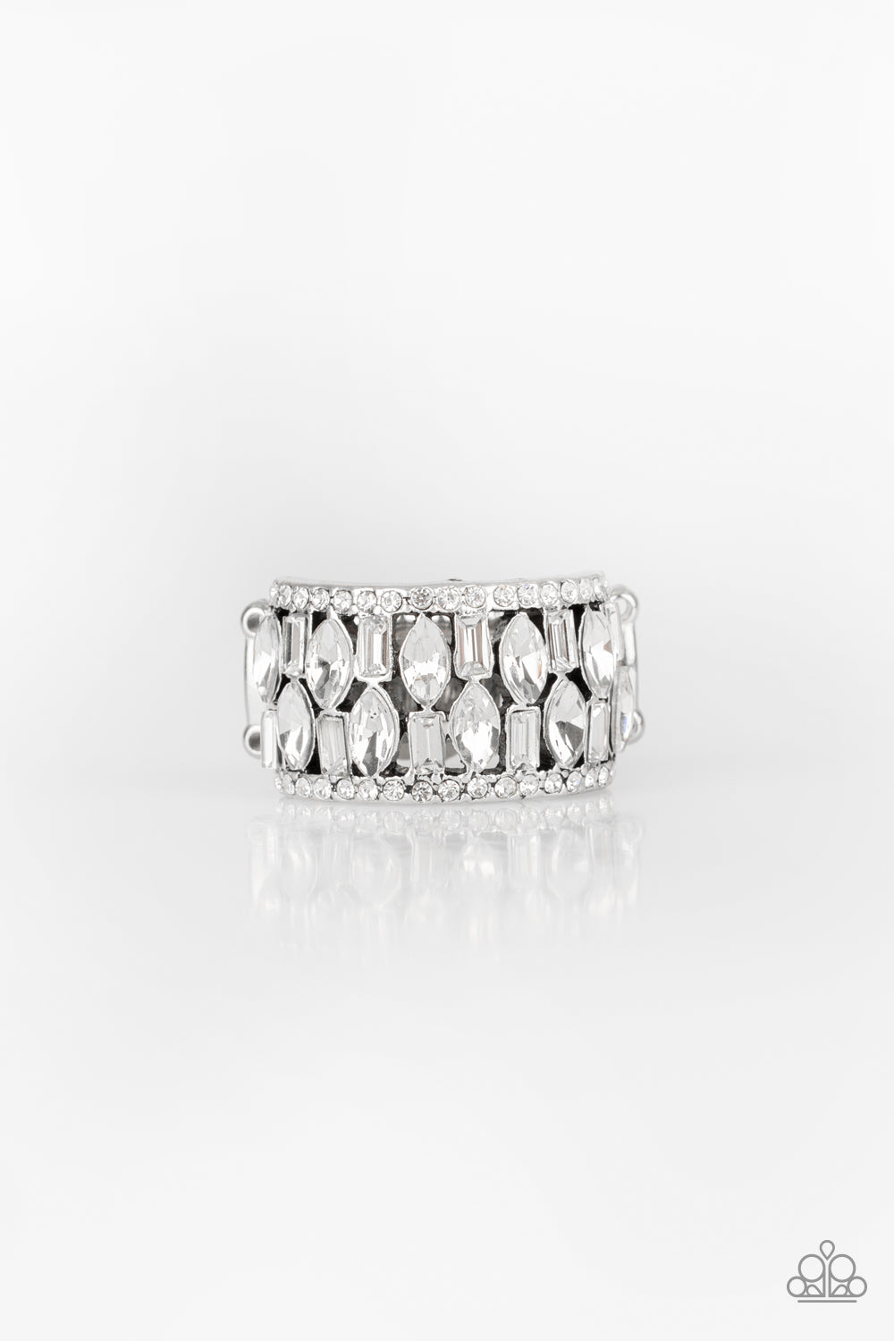 Paparazzi Rings - Treasure Trove Tribute - White