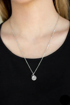 Paparazzi Necklaces - World's Best Mom - White