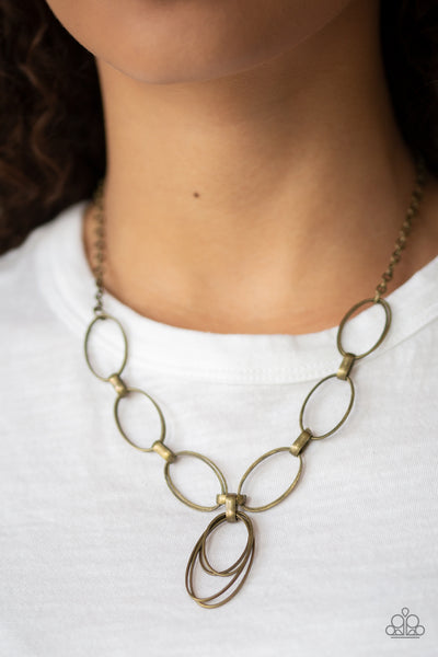 Paparazzi Necklaces - All OVAL Town - Brass