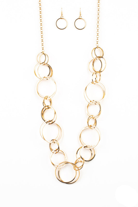 Paparazzi Necklaces - Natural-Born RINGLEADER - Gold