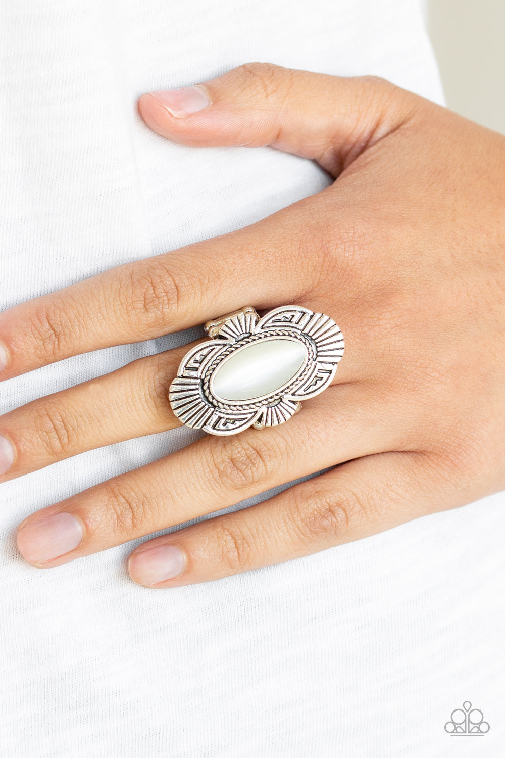 Paparazzi Rings - Oceanside Oracle -White