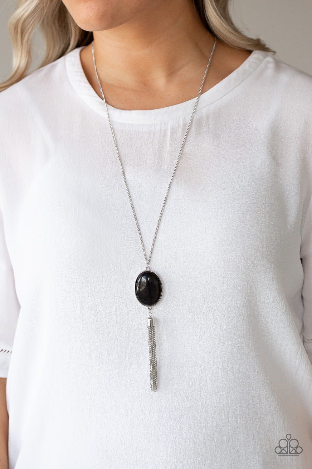 Paparazzi Necklaces - Tasseled Tranquility - Black