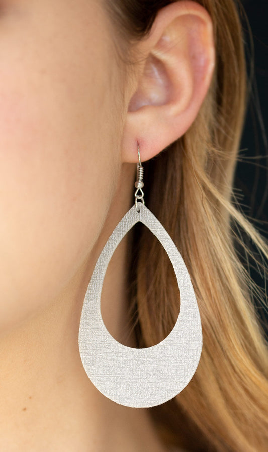 Paparazzi Earrings - What a Natural - Silver