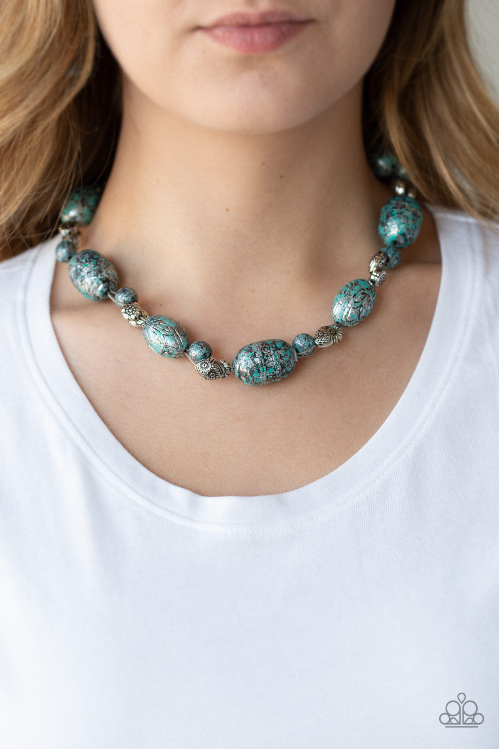 Paparazzi Necklaces - Gatherer Glamour - Blue