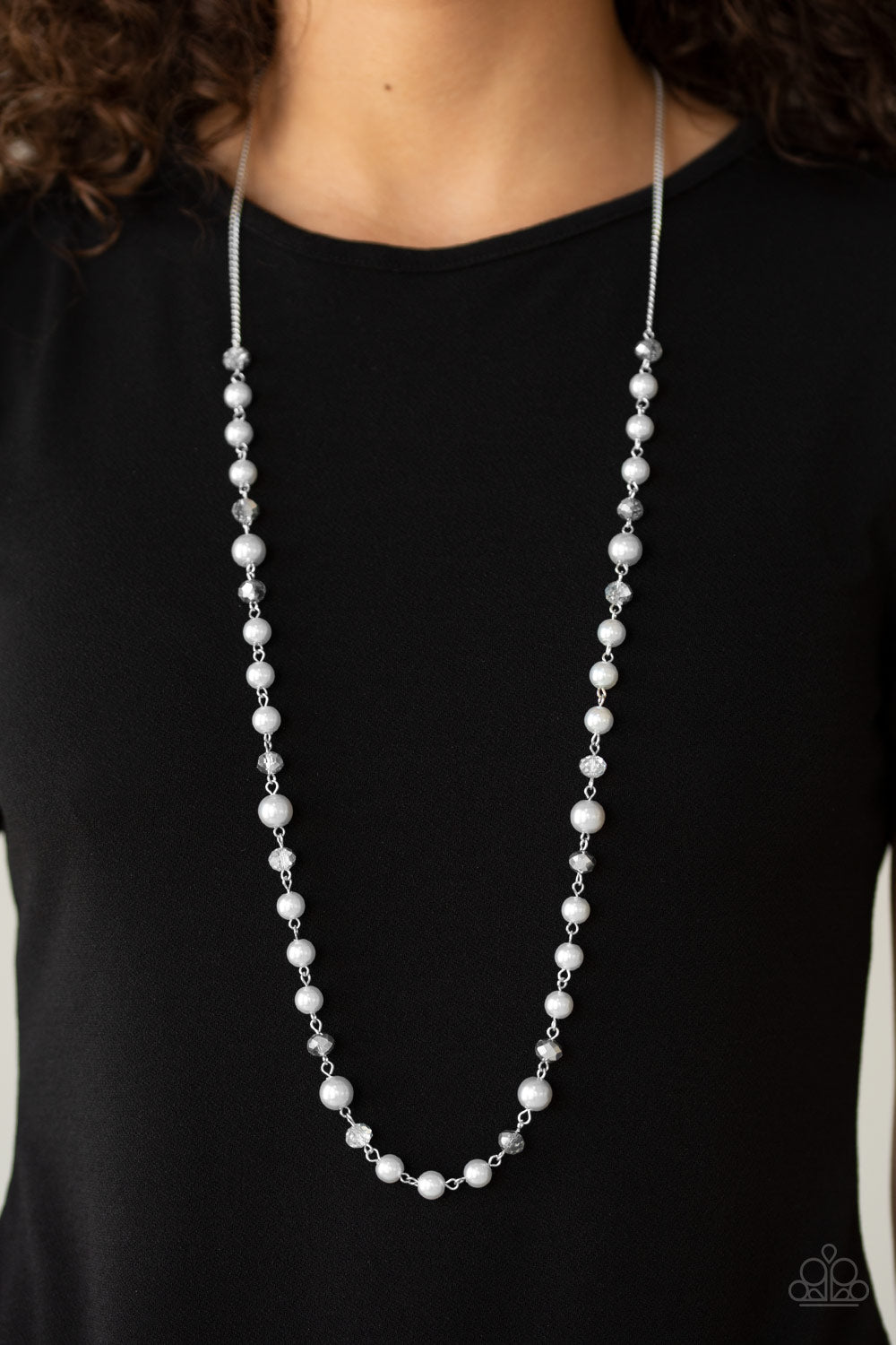 Paparazzi Necklaces - Pristine Prestige - Silver